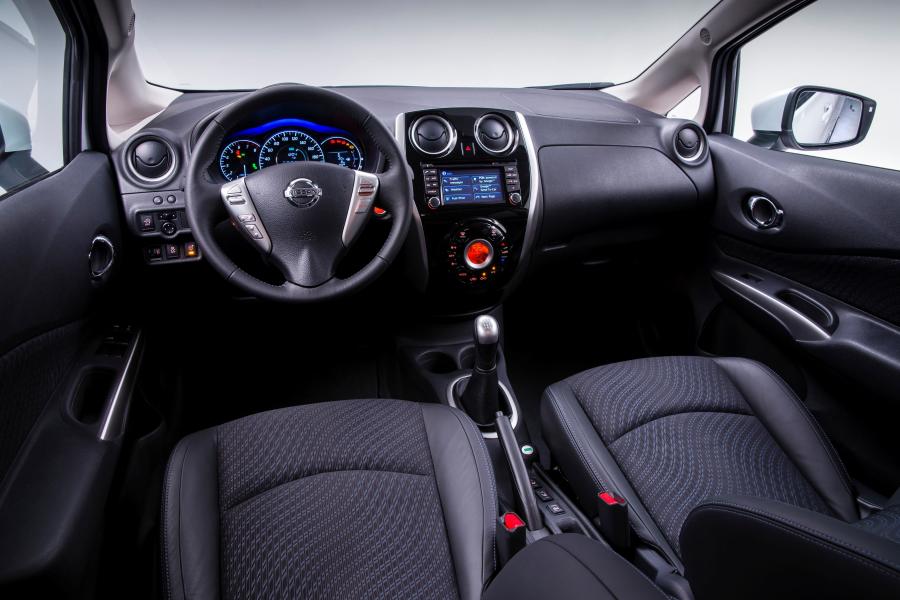  Nissan Note 2013 года  (фото 17 из 39)